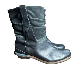 Patagonia Addie Ruffle Slouch Black Leather Boots - Size 6.5